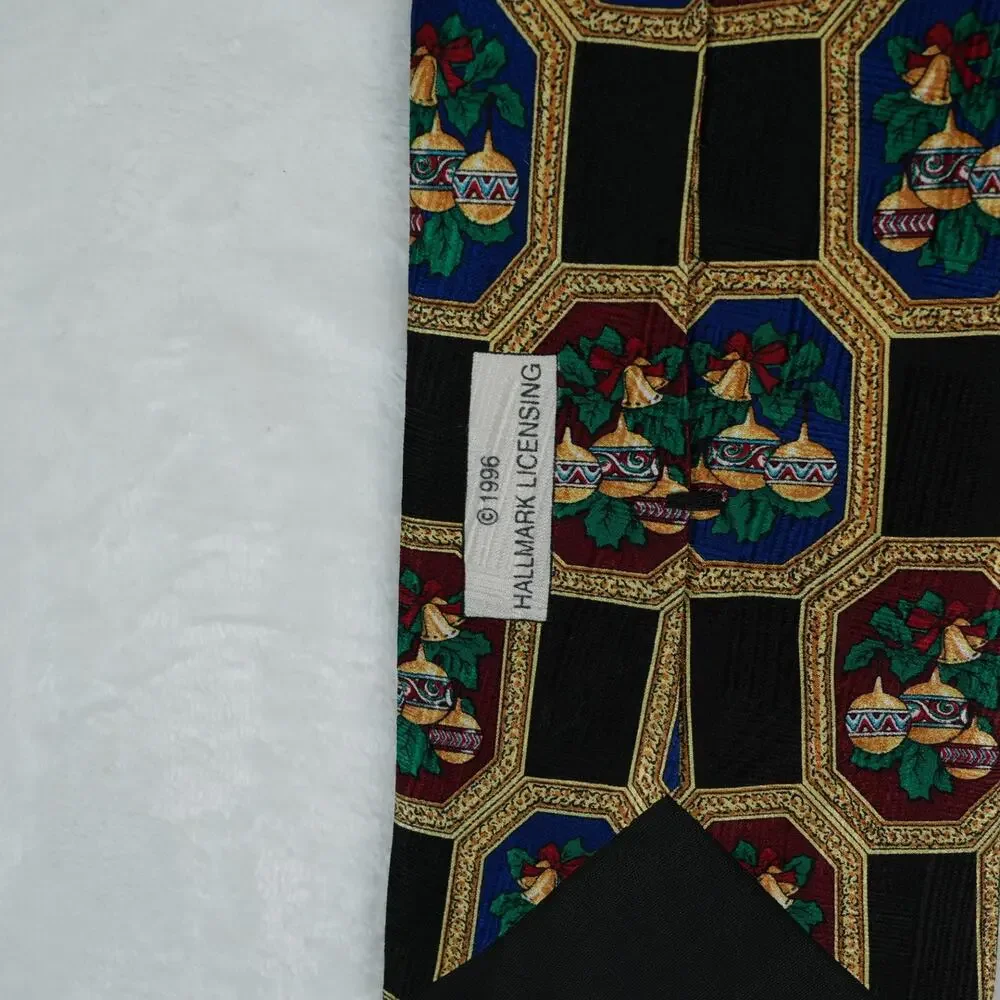Vintage Hallmark Christmas Neck Tie Yule Tie Greetings 4